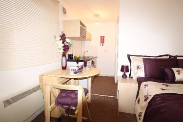 1 bed studio, Studio 9 the cube 5 gibbon lane, Near university, Plymouth, PL48EB - Image 1